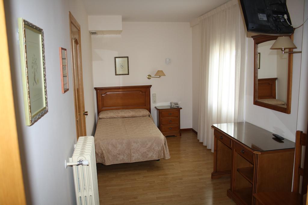Hotel Mar De Aragon Caspe Kamer foto