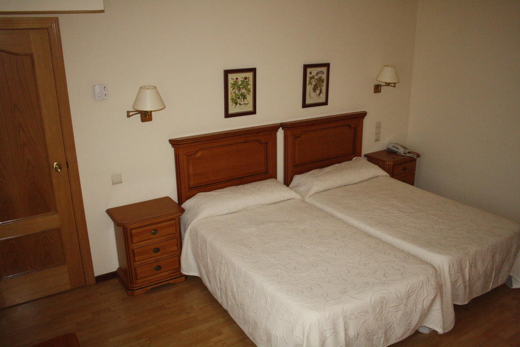 Hotel Mar De Aragon Caspe Kamer foto